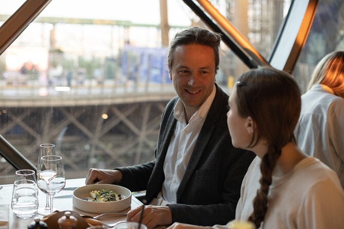 Paris Early Evening Dinner at Eiffel Tower's Madame Brasserie - Service Matters More Than You Think (And the Names People Remember)