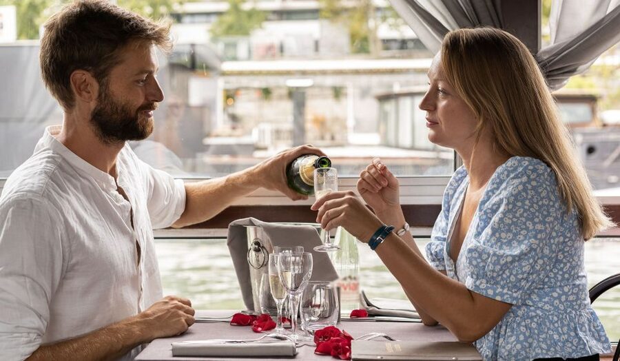 Paris: Early Evening Dinner Cruise on the River Seine - Who This Cruise Fits Best (and Who Should Rethink It)