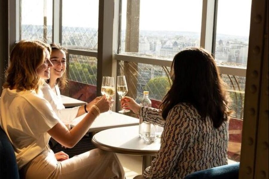 Paris: Eiffel Lunch, 2nd Floor or Summit Ticket & Cruise - Eiffel Tower by Elevator: Second Floor Views (and the Summit Choice)