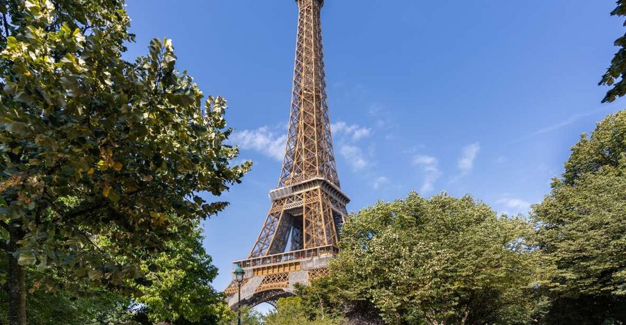 Paris: Eiffel Tower 2nd Floor or Summit Access - Price and Value for About $69: What You’re Really Buying
