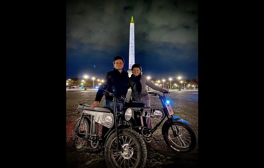 Paris: Eiffel Tower and Notre Dame Night Tour by E-Bike - Price and time: is $116 good value for 2 hours?