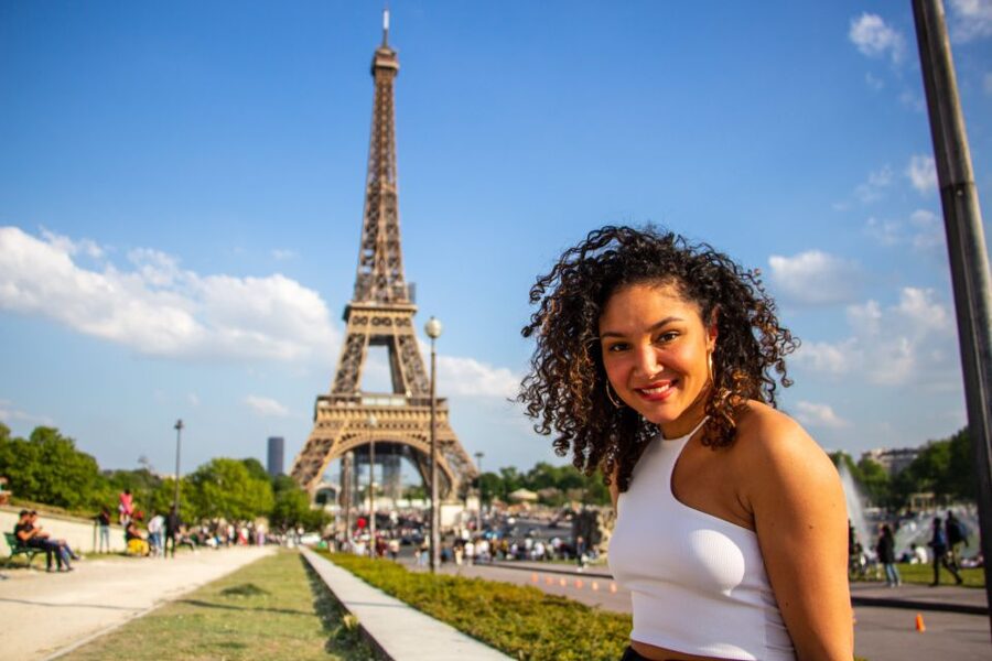 Paris: Eiffel Tower and Paris Bridges Private Photowalk - Price and value: $141 per group can be a smart deal
