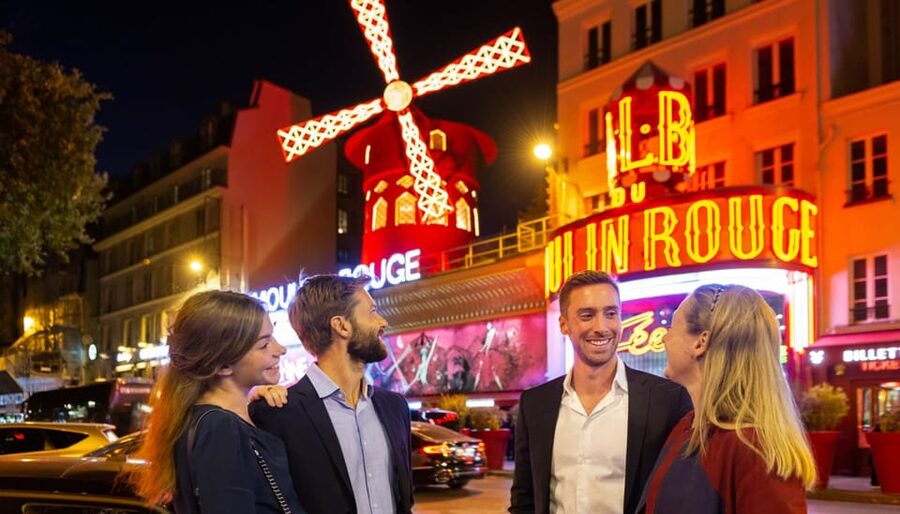 Paris: Eiffel Tower, Dinner Cruise and Moulin Rouge Show - Meeting up in Paris: smart casual, small rules, big impact