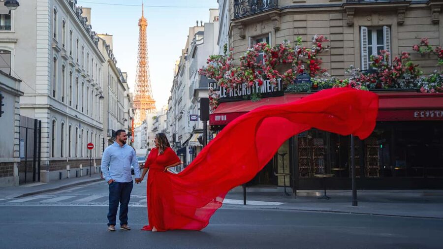 Paris: Eiffel Tower Flying-Dress Photoshoot jonadress - Who this is best for (and who should rethink it)