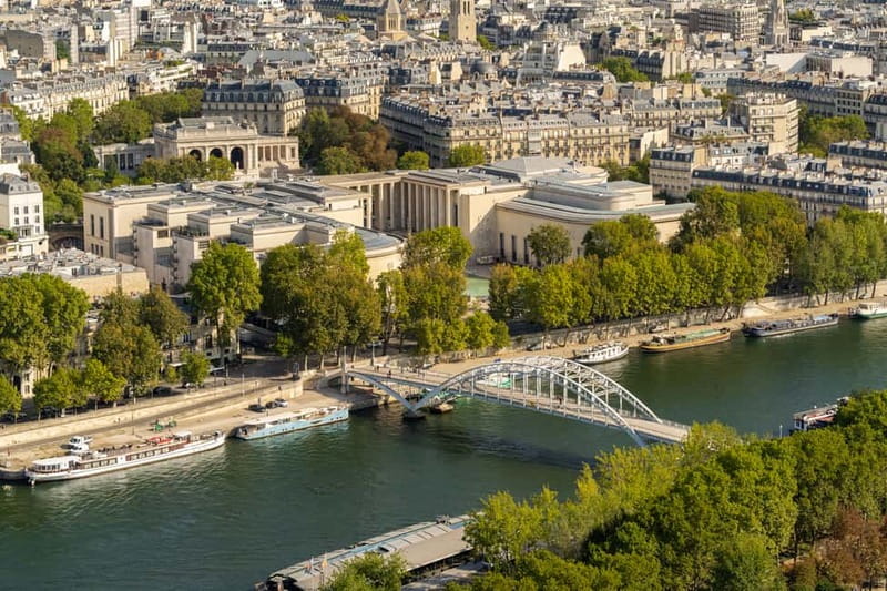 Paris: Eiffel Tower Guided Tour and Seine River Cruise - Packing and comfort: small choices that prevent big grumbles