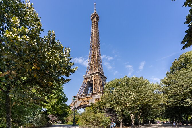 Paris: Eiffel Tower Guided Tour by Elevator - Optional Summit Access: When You Want the Full 281-Meter Feel