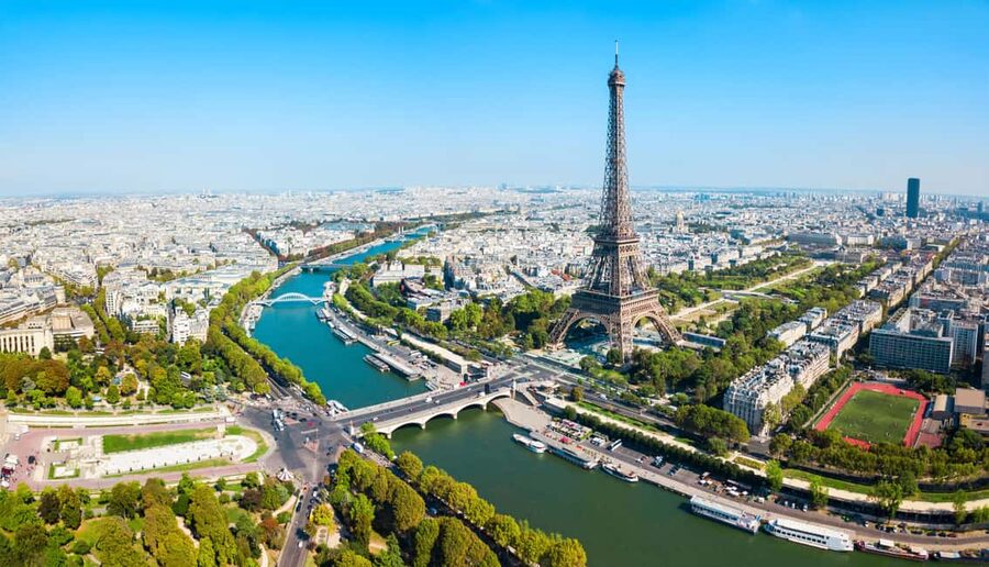 Paris: Eiffel Tower Guided Tour|Summit & second floor access - The elevator to the second floor: where the Seine, Notre-Dame, and the Louvre line up