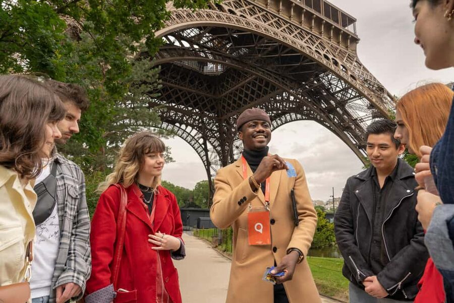 Paris: Eiffel Tower Guided Tour with Summit Access - Who should book this, and who should skip it