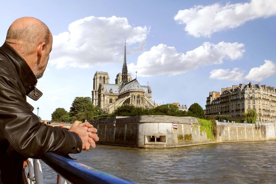 Paris: Eiffel Tower Hosted Tour, Seine Cruise and City Tour - Small Details That Can Make or Break Your Day