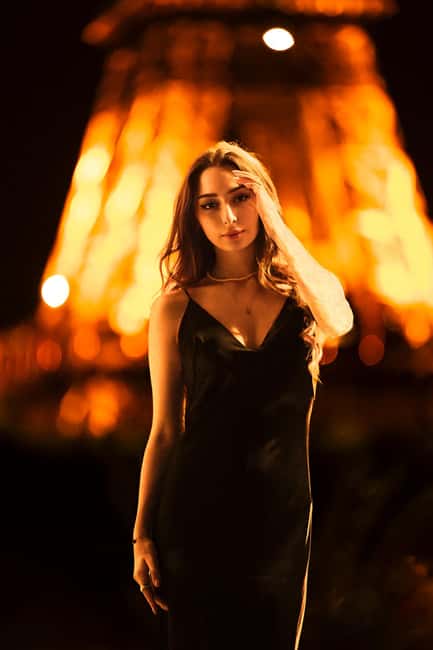 Paris: Eiffel Tower Night Photoshoot with 20 High End Edits - Why Eiffel Tower night photos feel different than daytime