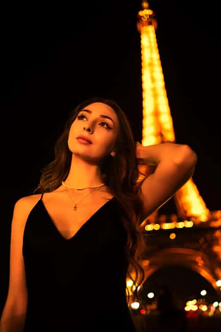 Paris: Eiffel Tower Night Photoshoot with 20 High End Edits - The editing promise: 20 high-end Lightroom edits that actually change the look