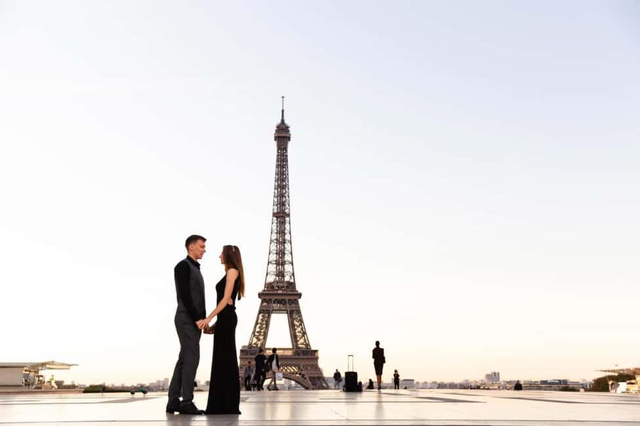 Paris: Eiffel Tower Photoshoot - Your Photo Stops: Eiffel Tower Views plus Bir Hakeim and the Seine