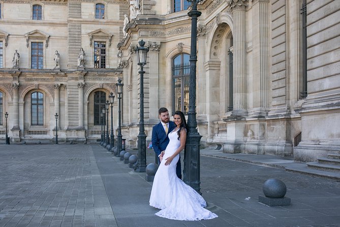 Paris Eiffel Tower Photoshoot Professional Photographer Private - Price and value: why $212.09 can be a smart splurge