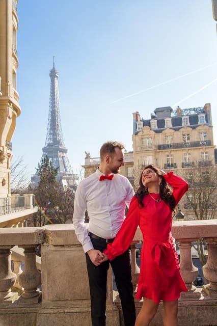 Paris: Eiffel Tower Photoshoot with a Professional - Who This Eiffel Tower Photoshoot Fits Best