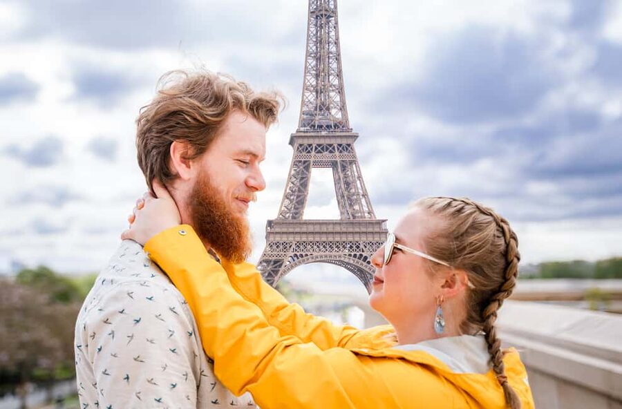 Paris: Eiffel Tower Premium Photoshoot - Locations You Can Request: Eiffel Tower, Louvre, Arc de Triomphe