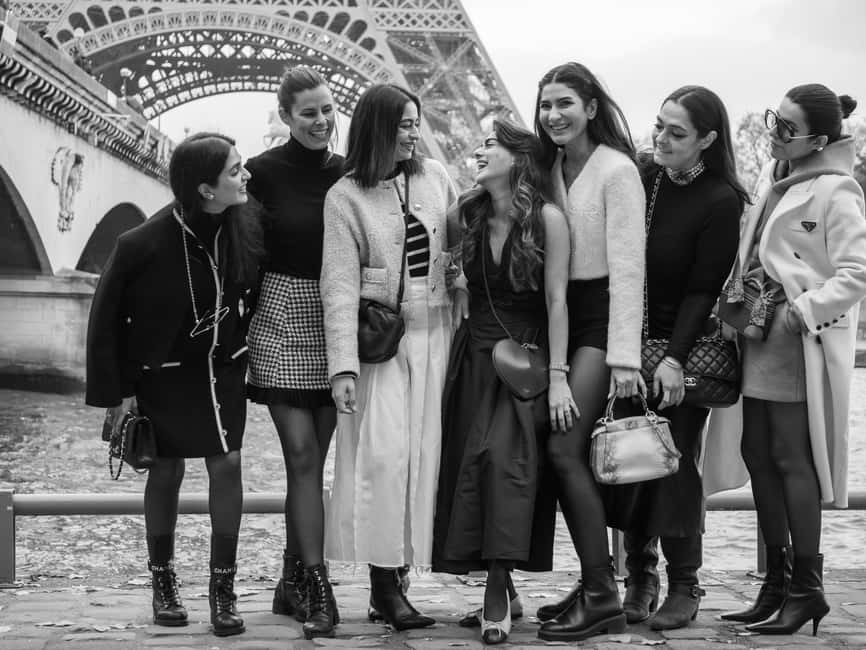 Paris: Eiffel Tower Private Photoshoot Experience - Why This Eiffel Tower Shoot Feels Different