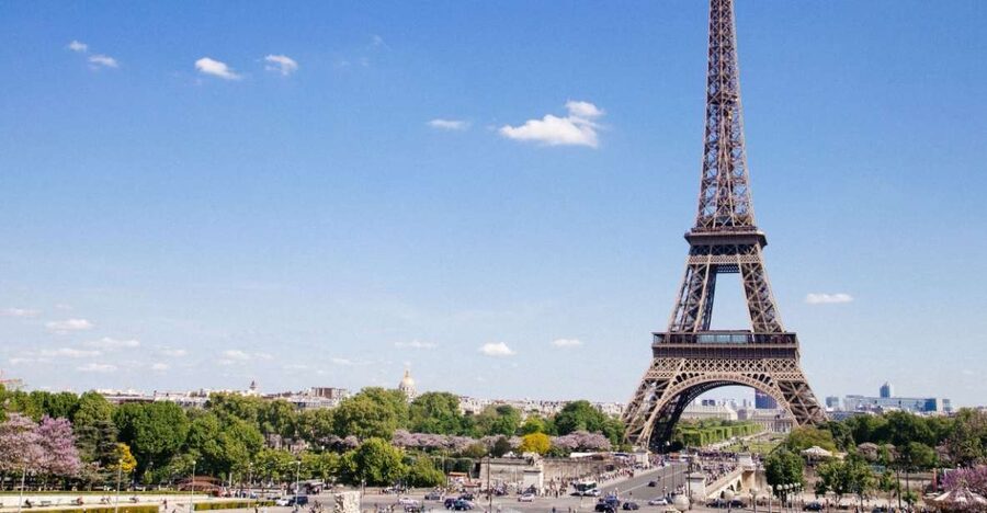 Paris: Eiffel Tower Summit Floor Ticket & Seine River Cruise - Entering the Eiffel Tower: What Actually Happens Once You Arrive