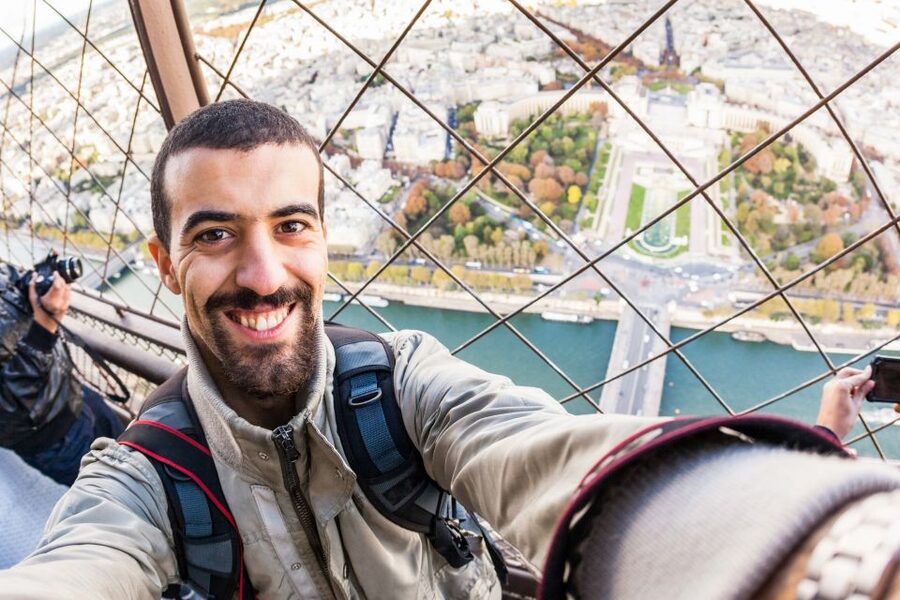 Paris: Eiffel Tower Summit or Second Floor Access - The glass floor at 200 feet: the part you should time for