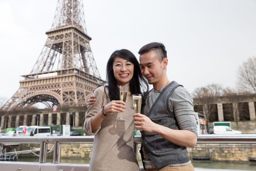 Paris: Eiffel Tower Tour & Seine River Cruise Tour - Should You Book the Eiffel Tower Tour and Seine Cruise?