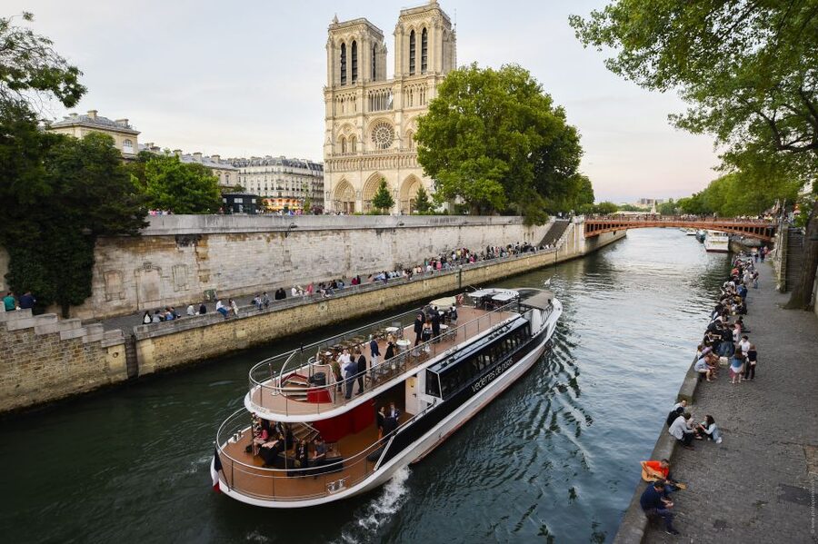 Paris: Eiffel Tower Tour & Seine River Cruise Tour - Optional Summit Access: What Changes When You Go 905 Feet Higher