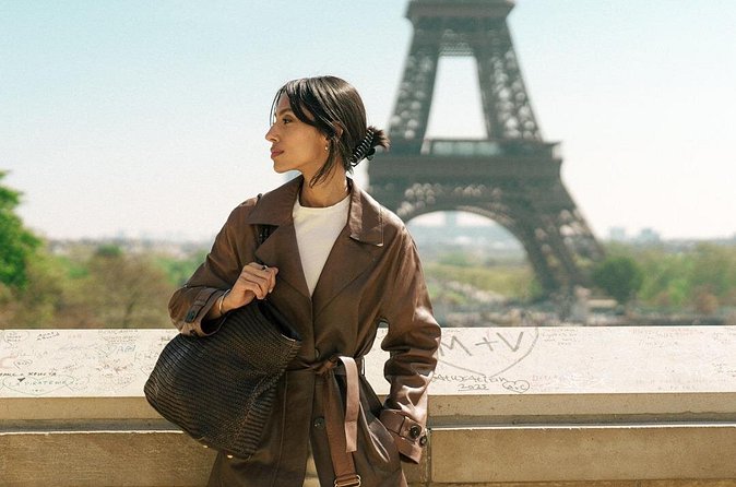 Paris: Eiffel Tower Vintage Photoshoot - Price and Value: What $47.66 Covers for a Private Group