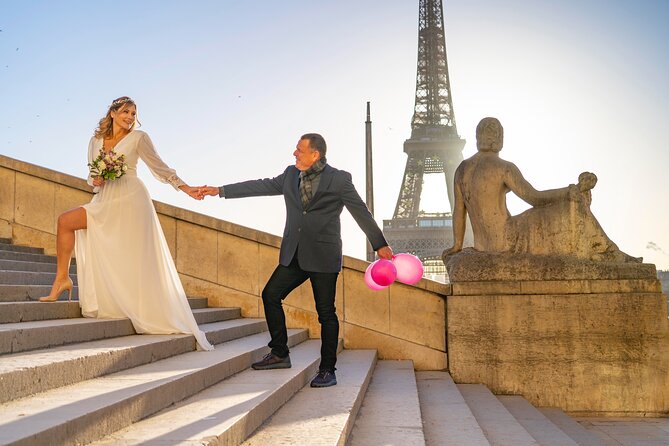 Paris Eiffel Tower Vows Renewal Ceremony - Photoshoot and Video - Bridge Views Walk: Pont d’Iéna to Bir-Hakeim (Photos With Depth)