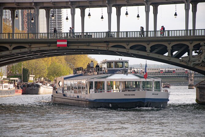 Paris en Scene 3 Course Seine River Dinner Cruise - Why this Seine River dinner cruise is a smart Paris first-night plan