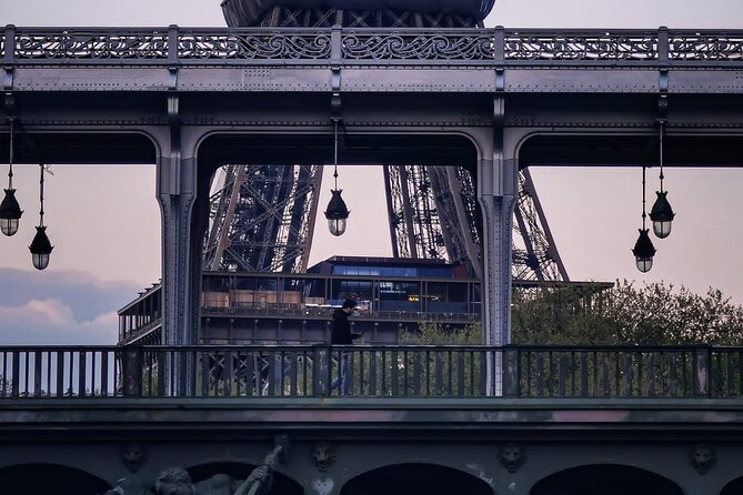 Paris en Scene 3 Course Seine River Dinner Cruise - Notre-Dame and the Île de la Cité: Gothic architecture, seen by water
