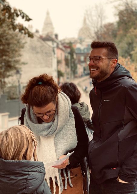 Paris: escape game in Montmartre - Meeting the Bowler-Hat Game Master at Rue Saint Eleuthère