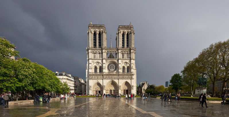 Paris: Eternal Notre-Dame VR Experience Ticket - The rebuilt cathedral story: construction, fire, and restoration angles