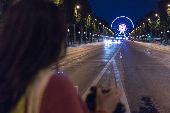 Paris Evening Bike Tour with 1-hour Seine River Cruise - Eiffel Tower at Night: Awe, Photos, and No Ticket Pressure
