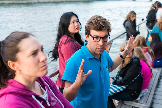 Paris Evening Bike Tour with 1-hour Seine River Cruise - Pont Neuf: Oldest Bridge, Carved Faces, and a Bit of Legend