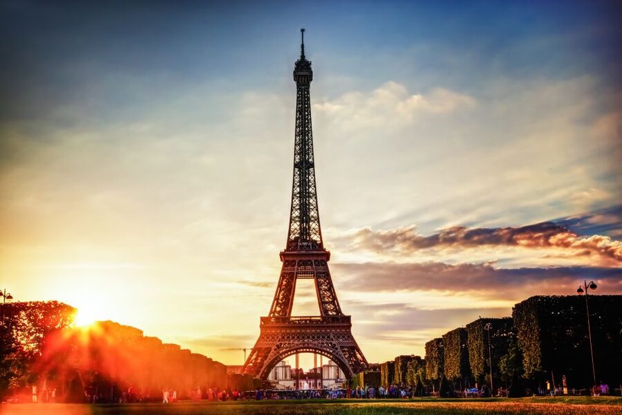 Paris: Evening Sightseeing Tour and Moulin Rouge Show - Timing That Matters: Show Start, End, and the Late-Night Reality