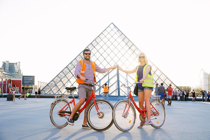 Paris Evening Snapshot Bike Tour - Where You Start: The Dupleix Metro Launch Pad