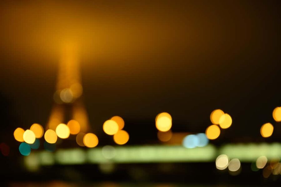Paris: Experience the magic of Christmas on a walk with a pro photographer - The sunset moment on Pont de l’Alma (and why it’s worth the timing)