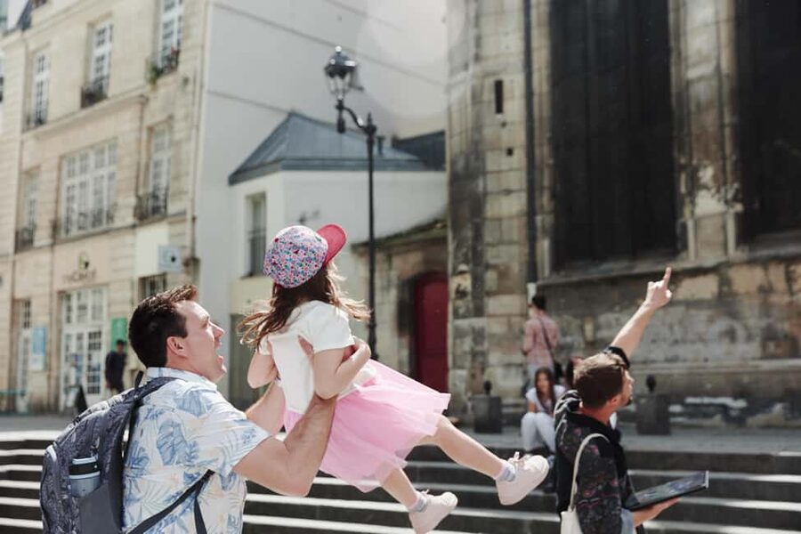 Paris Family Adventure: Quest for Kids & Seine Cruise Pass - Saint-Eustache Church: history you can actually feel