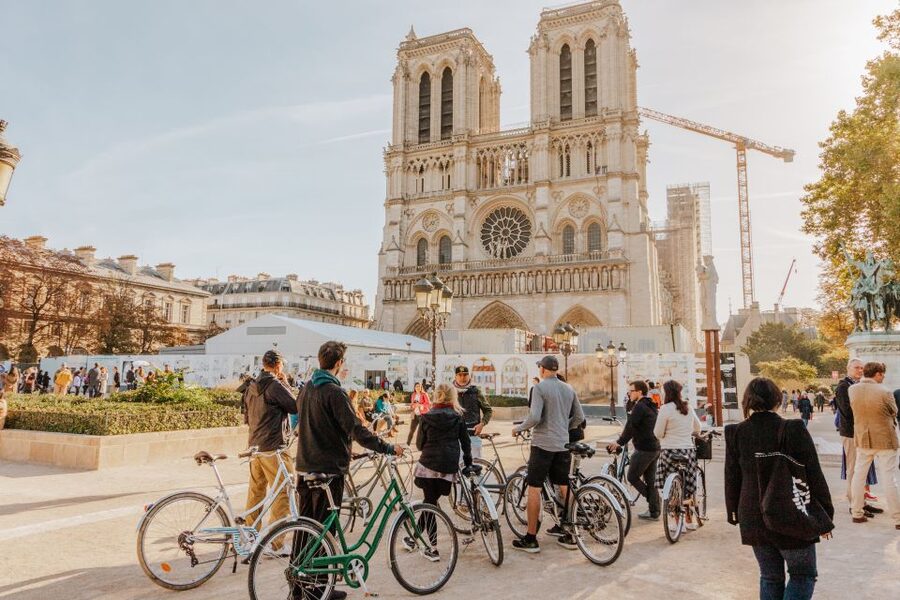 Paris: Famous Monuments Cycling Tour - The fun tunnels and riverside finish