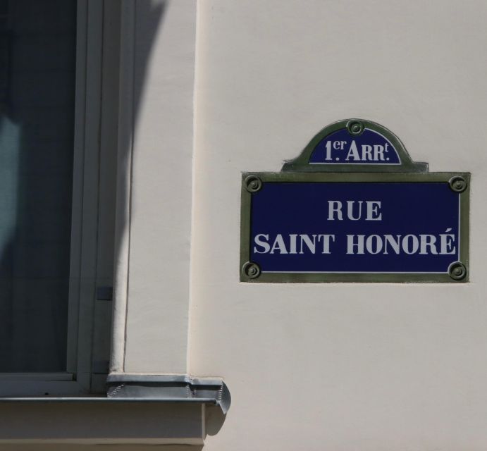 Paris: Fashion History Walking Tour in the Heart of Paris - Fashion Streets You Can Walk: Why This 2-Hour Tour Works