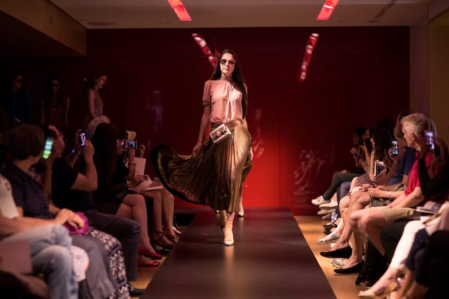 Paris: Fashion Show at Galeries Lafayette Haussmann - What Happens During the 30-Minute Catwalk Show