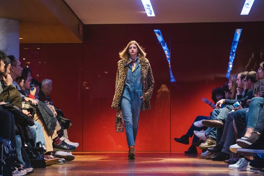 Paris: Fashion Show at Galeries Lafayette Haussmann - Seasonality, Fashion Week Timing, and What You’ll Actually See