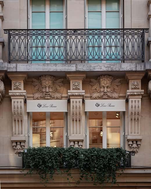 Paris: Fashion Week Haute Couture Walking Tour - Price and Value: Is $64 for 2 Hours Fair?