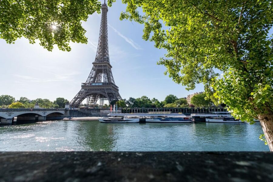 Paris: Fast-Access Seine River Cruise from Eiffel Tower - Who Should Book This Seine Cruise, and Who Might Skip It