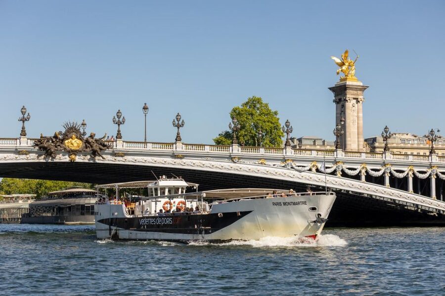 Paris: Fast-Access Seine River Cruise from Eiffel Tower - FAQ