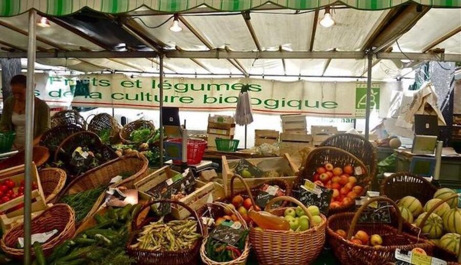Paris: Food Market Tour in Bastille - Where the tour meets (Cour Damoye) and how the start feels