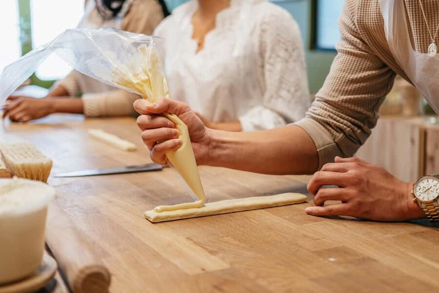 Paris: French Croissant Baking Class with a Chef - What you actually learn: laminated pastry technique, plus chocolate shapes