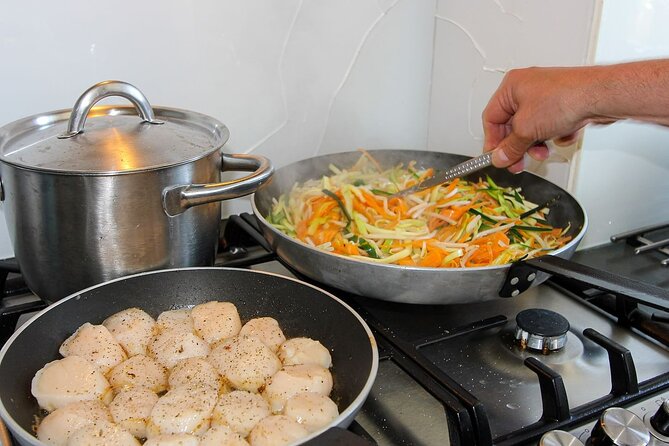 Paris French Cuisine Small Group Cooking Class with Lunch - Market Tour Option: Choosing Fresh Ingredients Like a Local