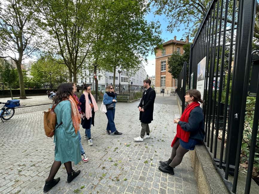 Paris: French Revolution Tour Relive the 14th July 1789 - La Folie Titon: learning history from what you almost miss