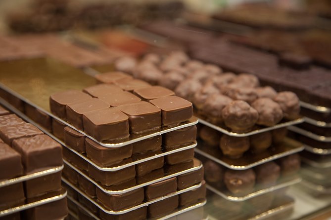Paris French Sweets Tasting Tour with Pastries and Chocolates - Saint-Germain-des-Prés: Left Bank style with a dessert-friendly route