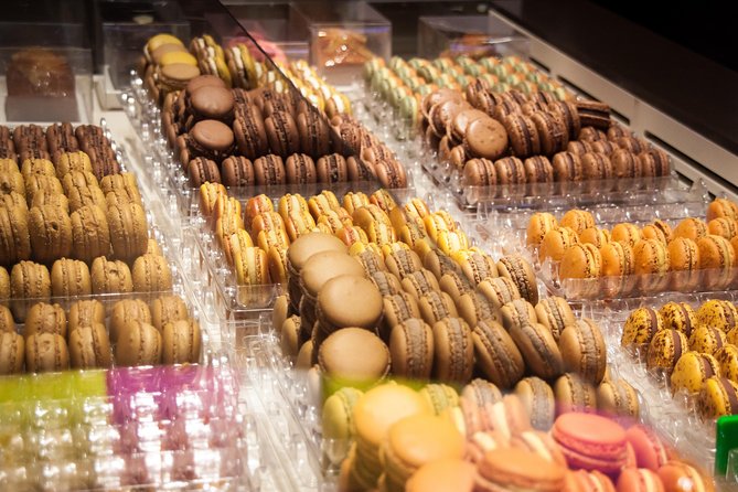 Paris French Sweets Tasting Tour with Pastries and Chocolates - Guide commentary: food plus Paris context (in plain English)