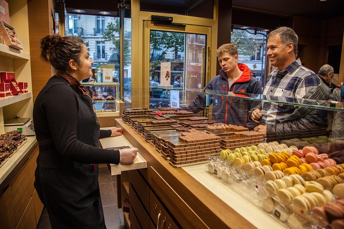 Paris French Sweets Tasting Tour with Pastries and Chocolates - How the walking tour actually feels in real life